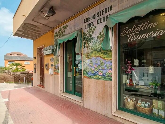 Appartamento trilocale in vendita in Via Adriatica, Francavilla Al Mare