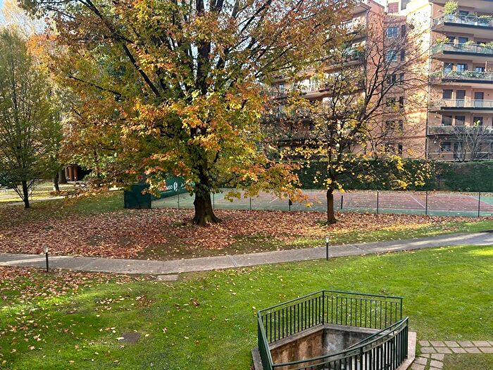 Appartamento trilocale in affitto in Via Cesare Battisti, Parco, Monza