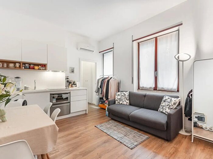 Appartamento monolocale in vendita in Via Amedei, Milano