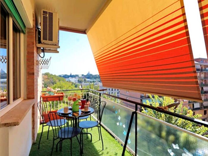 Appartamento quadrilocale in affitto in Viale di Valle Aurelia, Valle Aurelia, Roma