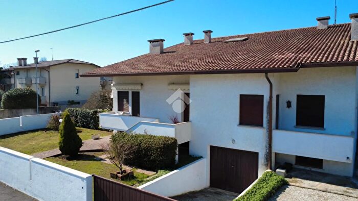 Casa con 5 locali in vendita in Via Gaidon, Bassano Del Grappa