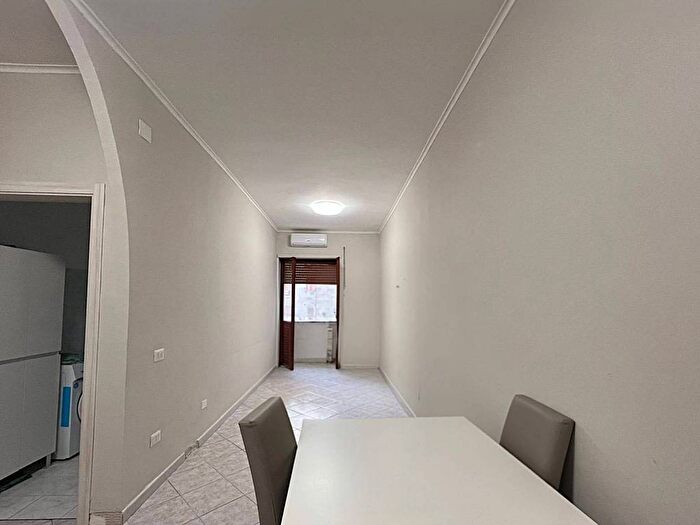 Appartamento bilocale in affitto in Via San Cosmo Fuori Porta Nolana, Garibaldi Ferrovia, Napoli