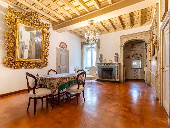 Appartamento quadrilocale in affitto in piazza delloro, Via Giulia, Roma