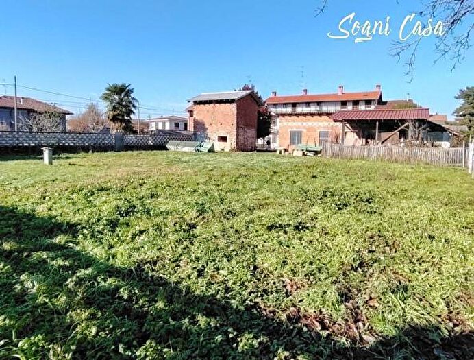 Casa bilocale in vendita in Via Guglielmo Marconi, Momo