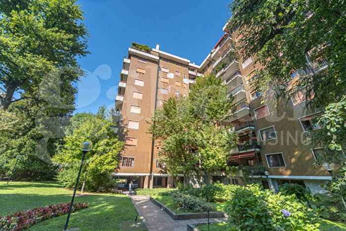 Appartamento trilocale in vendita in Via Leon Battista Alberti, Milano