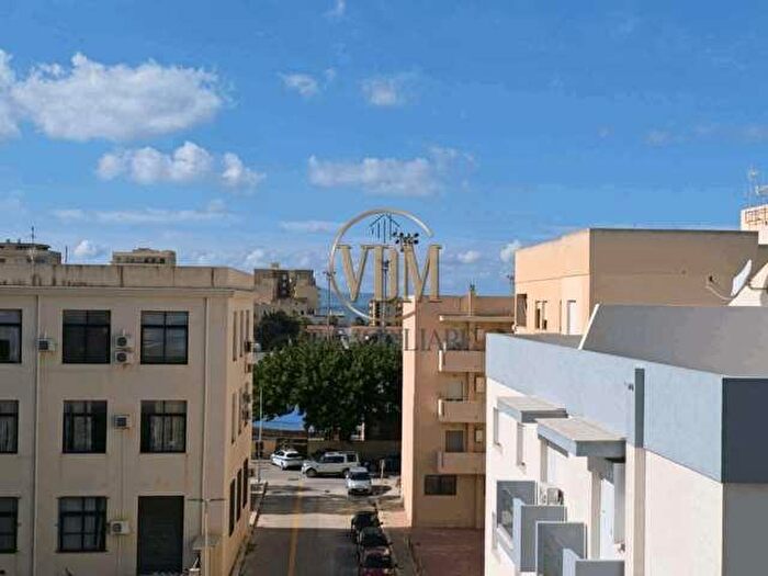 Appartamento con 5 locali in vendita in Trapani