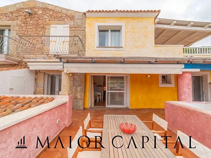 Appartamento quadrilocale in vendita in Santa Teresa Gallura