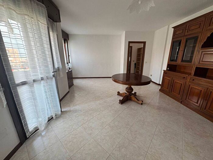 Appartamento trilocale in affitto in Via Emilia Ovest, San Pancrazio, Parma
