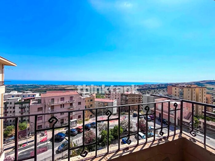 Appartamento quadrilocale in vendita in Via Giuseppe Garibaldi, Agrigento