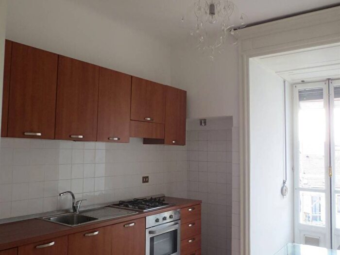 Appartamento quadrilocale in affitto in Viale Gran Sasso, Città Studi, Milano