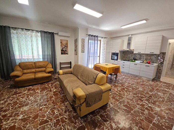 Appartamento bilocale in affitto in Via Giandomenico Coleti, Acilia, Roma