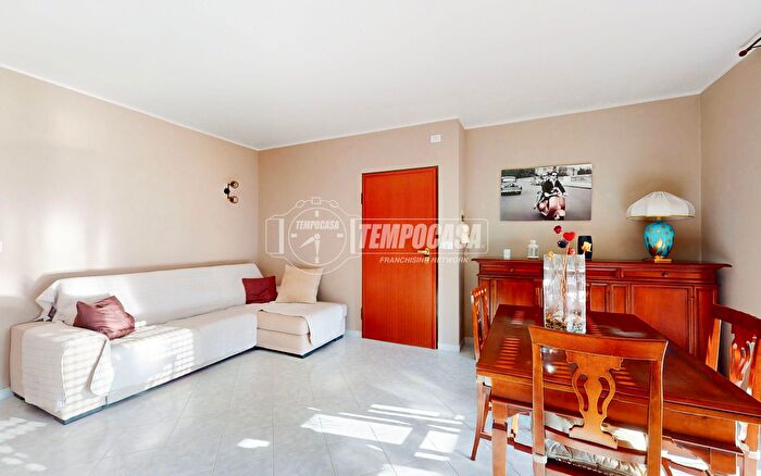 Appartamento quadrilocale in vendita in Via Guglielmo Marconi, Orbassano