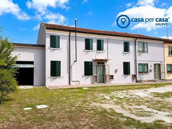 Casa quadrilocale in vendita in Corso Risorgimento, Porto Viro