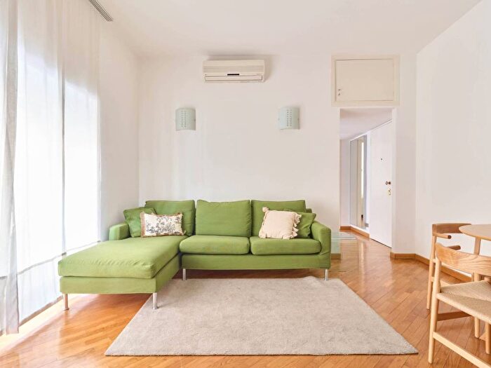 Appartamento bilocale in affitto in Via Lecco, Porta Venezia, Milano