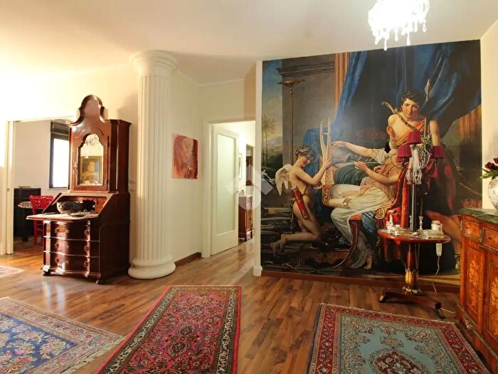 Appartamento trilocale in vendita in Via Caserta Crocevia, Reggio Calabria