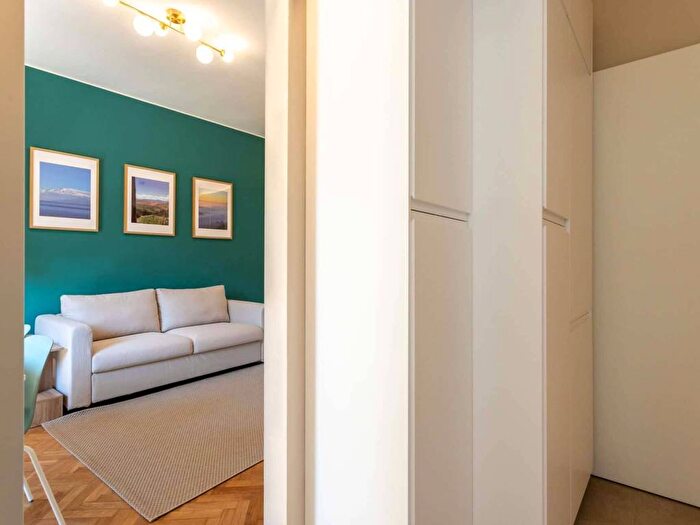 Appartamento bilocale in affitto in Via Vignola, Bocconi, Milano