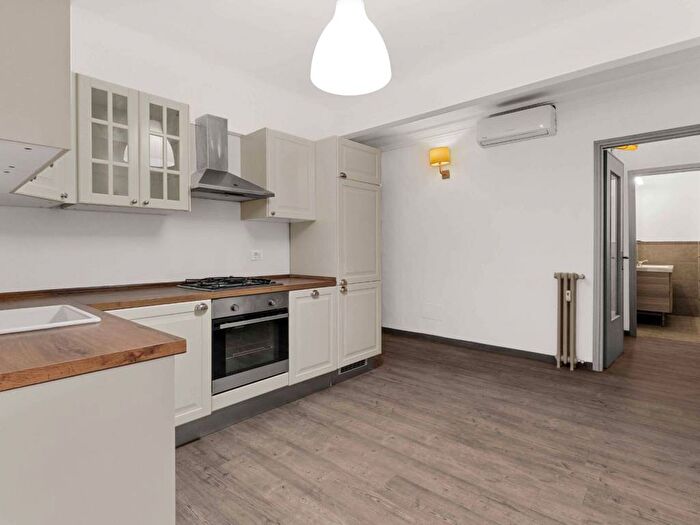 Appartamento trilocale in affitto in Via Pavia, Ascanio Sforza, Milano