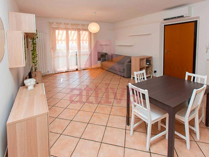 Appartamento trilocale in affitto in Via Piave, Centro, Castelfidardo