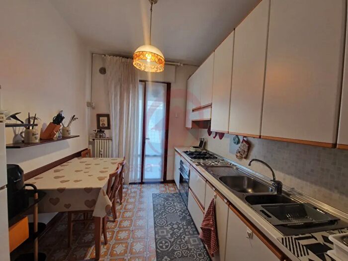 Appartamento quadrilocale in vendita in Via Fulvio Testi, Padova