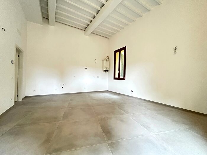 Appartamento trilocale in vendita in Via della Pieve, Scandicci