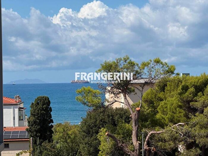 Appartamento trilocale in vendita in Via Dino Provenzal, Antignano Banditella, Livorno