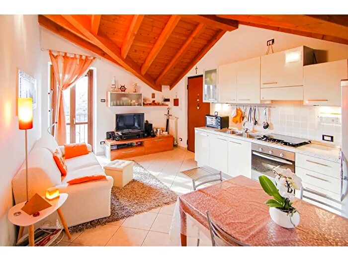 Appartamento bilocale in vendita in Fagnano Olona