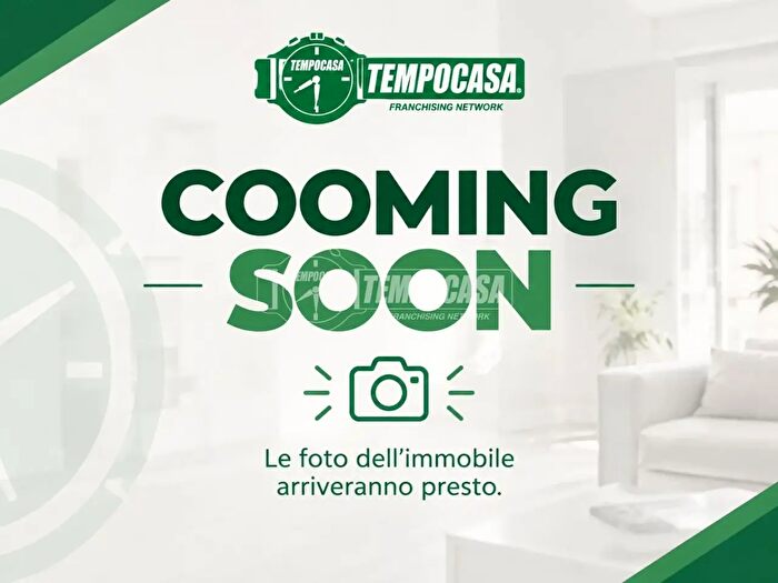 Appartamento trilocale in vendita in Via del Turchino, Milano