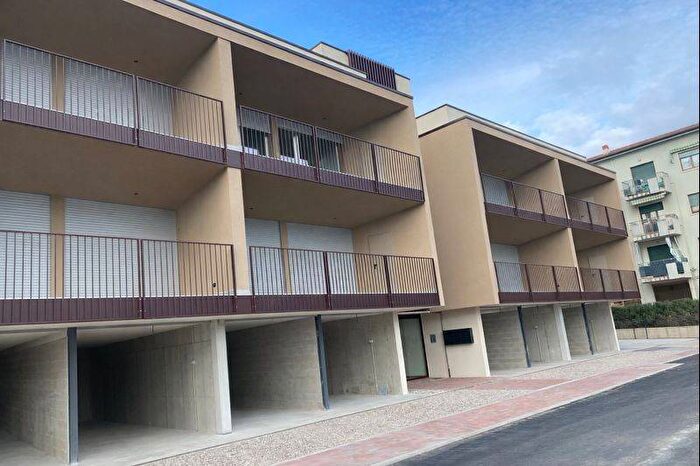 Appartamento bilocale in affitto in Via Santa Maria in Stelle, Quinto, Verona