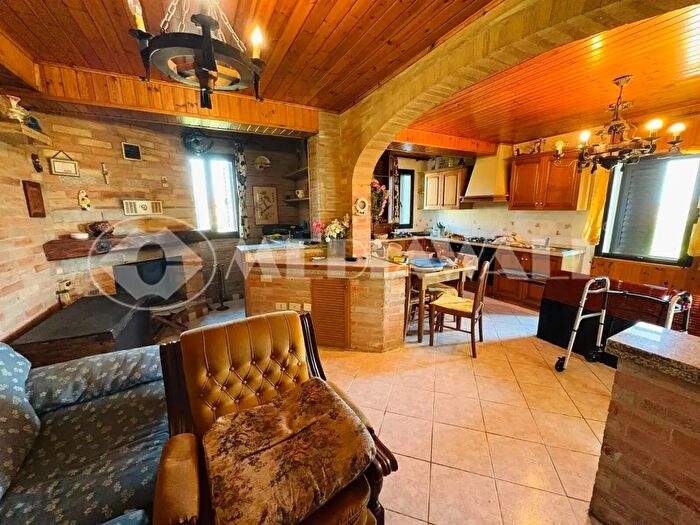 Casa con 12 locali in vendita in Via Beni Comuni, Portogruaro