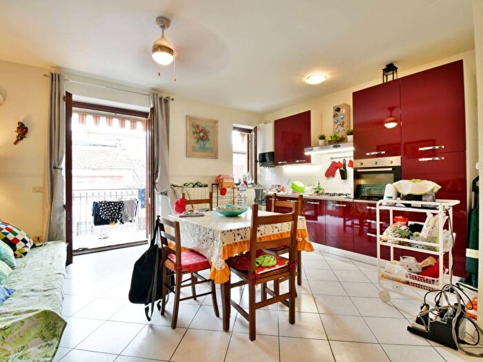 Appartamento trilocale in affitto in Via Novembre, Centro, Porto Sant'Elpidio