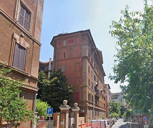Appartamento trilocale in affitto in Via Massaciuccoli, Africano Villa Chigi, Roma