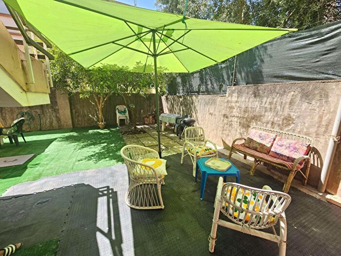 Casa con 7 locali in vendita in Gonnesa