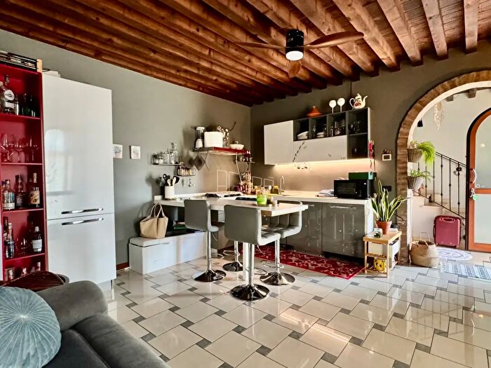 Casa trilocale in affitto in Via Vittorio Veneto, Rovigo