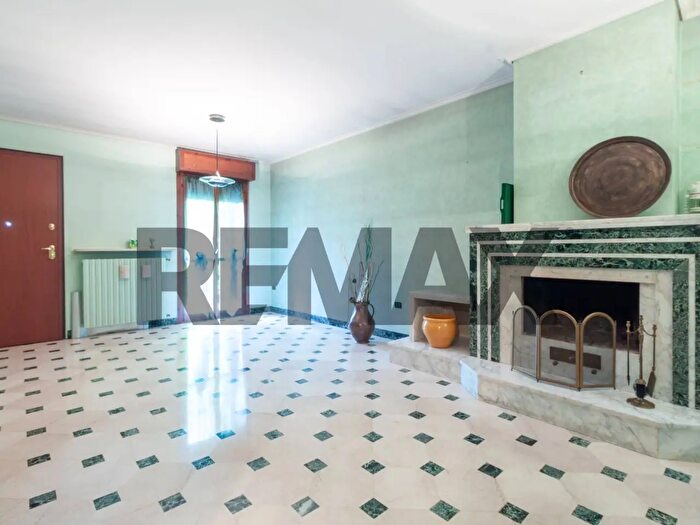 Casa con 7 locali in vendita in Via Don Lorenzo Milani, Viadana
