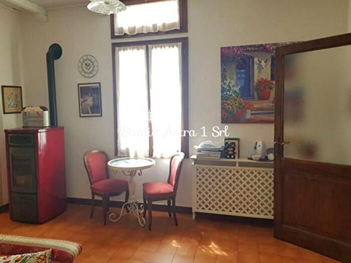 Casa con 6 locali in vendita in Maser