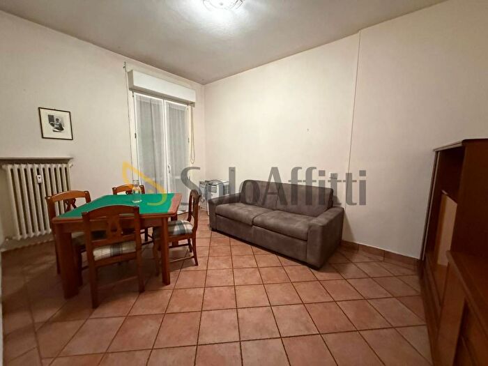 Appartamento con 5 locali in affitto in Viale Medaglie DOro, SantAgnese Università, Modena