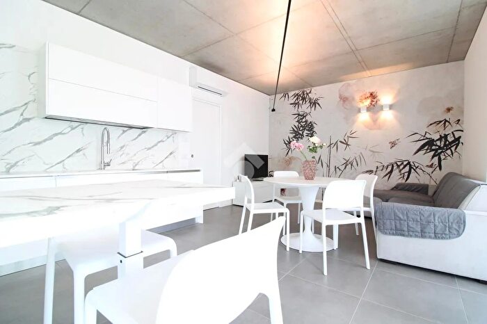 Appartamento trilocale in vendita in Via Equilio, Jesolo