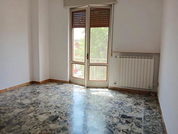 Appartamento trilocale in vendita in Strada Volpara Roncaglia a, Piacenza