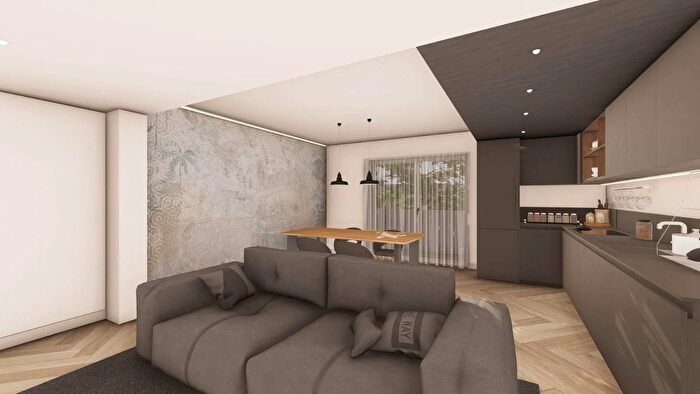 Appartamento con 6 locali in vendita in Via Barche Mirano, Mirano