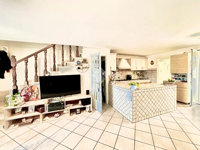 Casa con 5 locali in vendita in Via Angelo Sani, Terracina