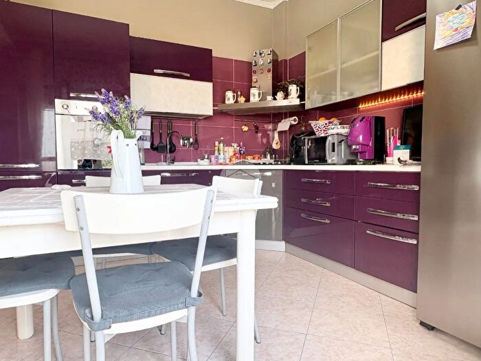 Appartamento quadrilocale in vendita in Via Bonzo, Torino