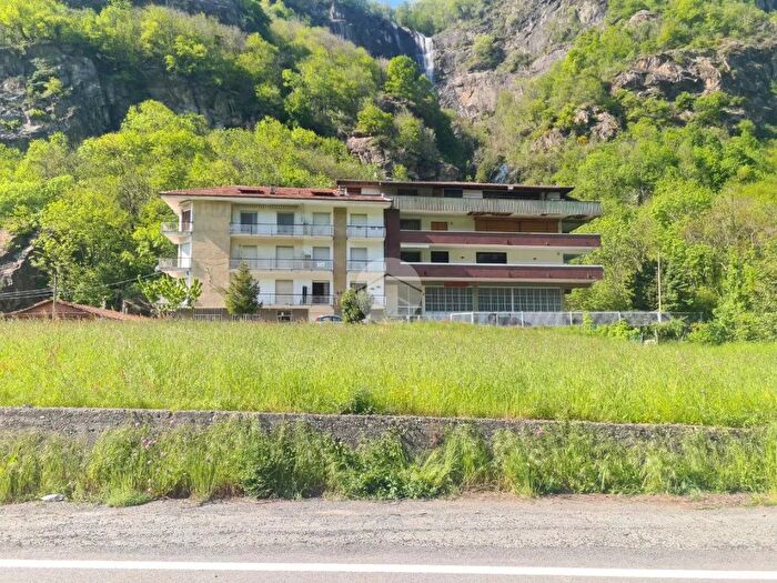 Appartamento con 5 locali in vendita in Strada Torre Antigliera, Sparone