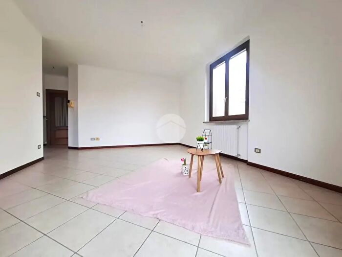 Appartamento trilocale in vendita in Via Generale Carlo Alberto dalla Chiesa, Voghera