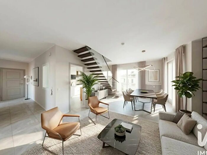 Appartamento con 6 locali in vendita in Via Allende, Desenzano Del Garda