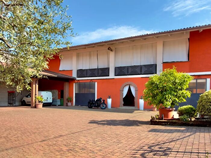 Casa quadrilocale in vendita in Via Bolognina, Bedizzole