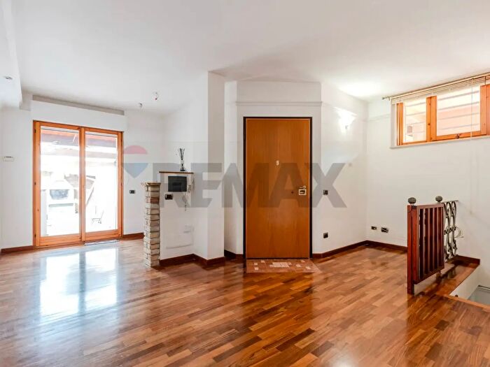 Appartamento trilocale in vendita in Via Alfonso Ligas, Sinnai