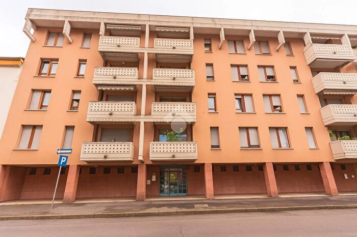 Appartamento quadrilocale in vendita in Via Torretta, Bergamo