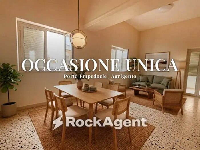 Appartamento quadrilocale in vendita in Via Sorrentino, Porto Empedocle