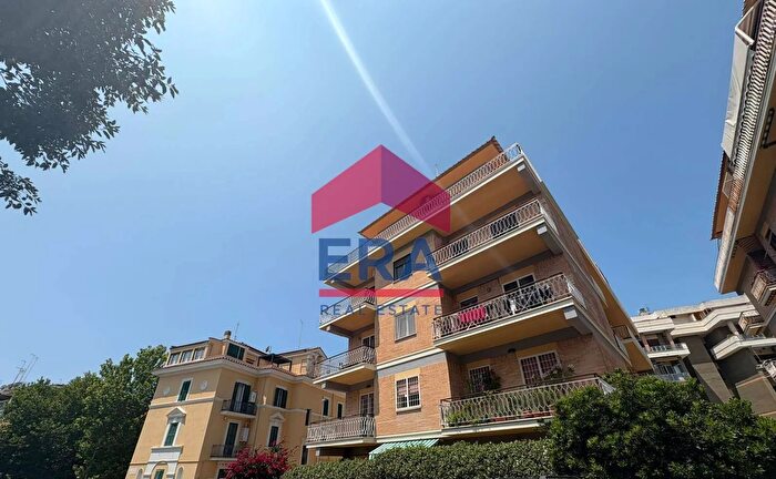 Appartamento con 5 locali in vendita in Via Ottavio, Roma