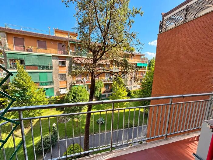 Appartamento con 5 locali in vendita in Firenze